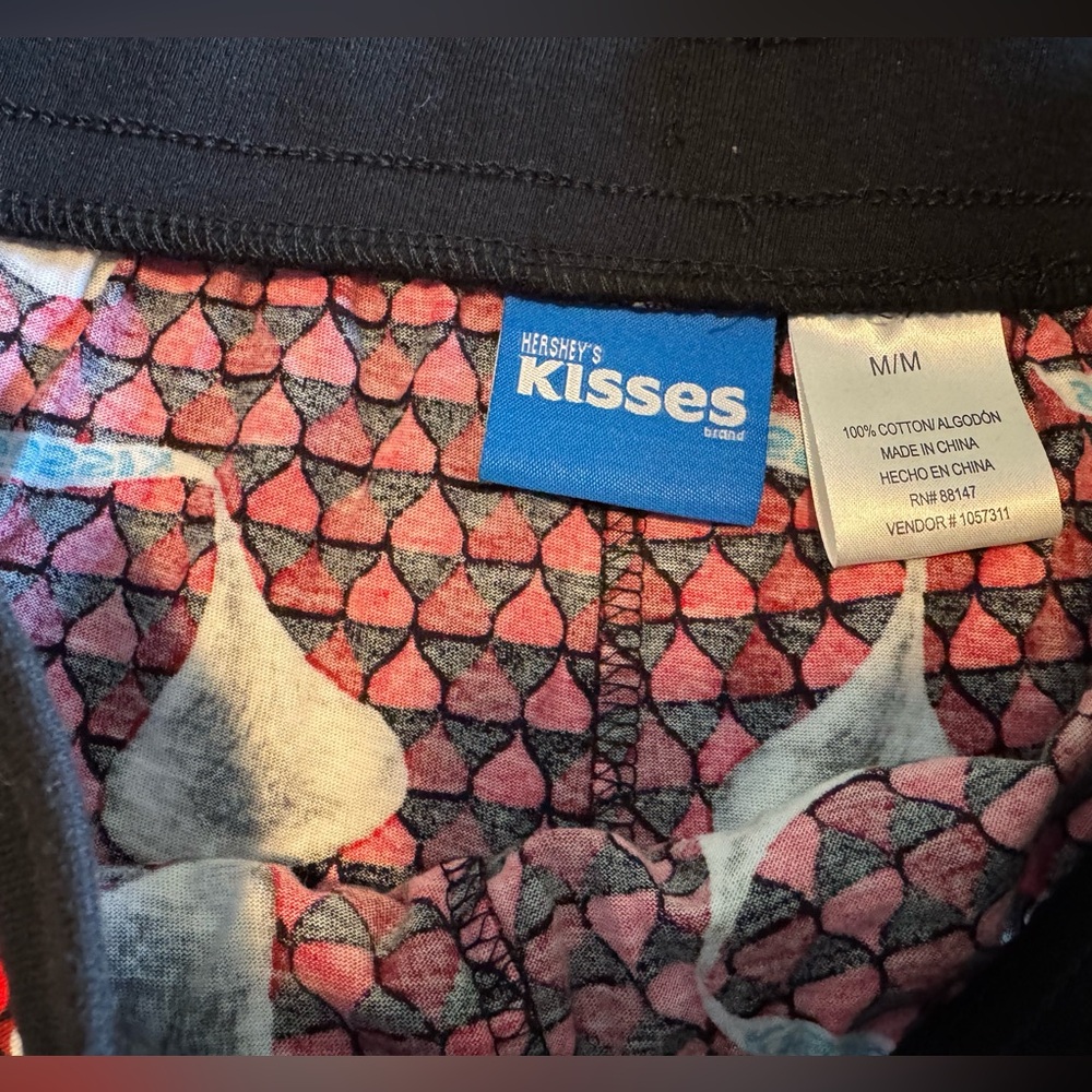 NWT Hershey’s Kisses PJ Pants - Picture 4 of 6